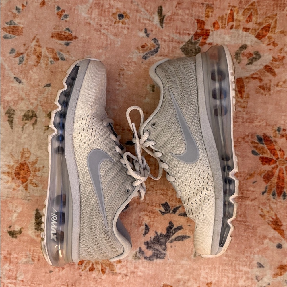Nike Air Max Light Gray Sneakers